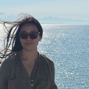 Meet your Posher, Danielle